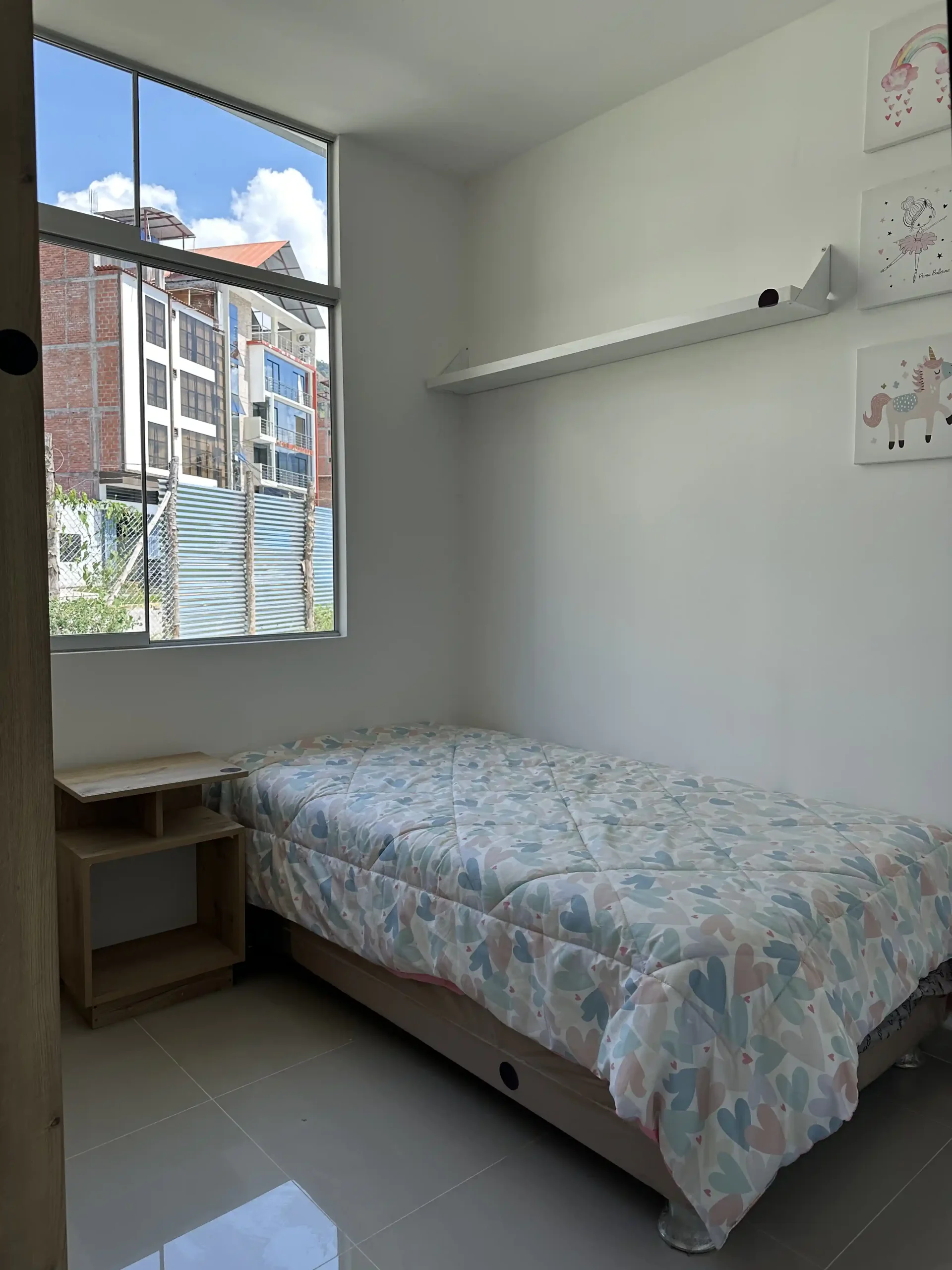 Dormitorio secundario 1